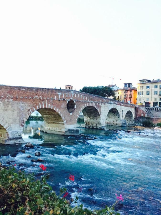 Apartmán Casa Al Teatro Verona Exteriér fotografie